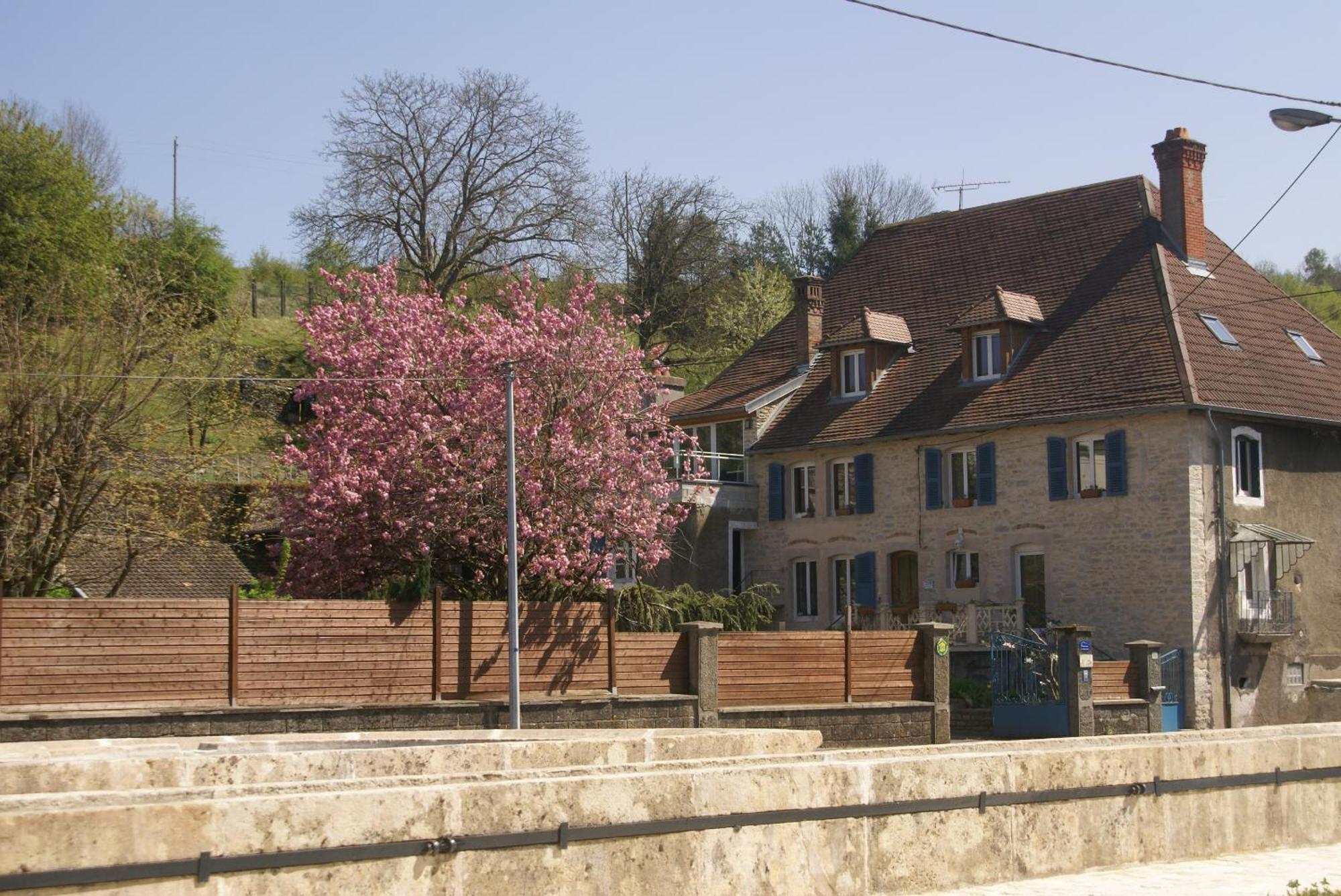 Chambres D'Hotes Les Charmettes Rang Exteriér fotografie